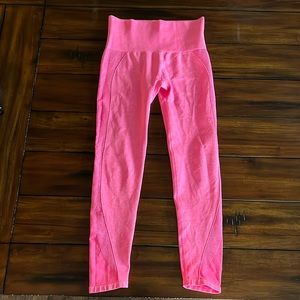 tek gear leggings hot pink size small